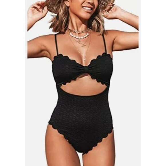 Cupshe Cutout Scallop Trim One Piece Swimsuit Black Medium NWT - Picture 1 of 9